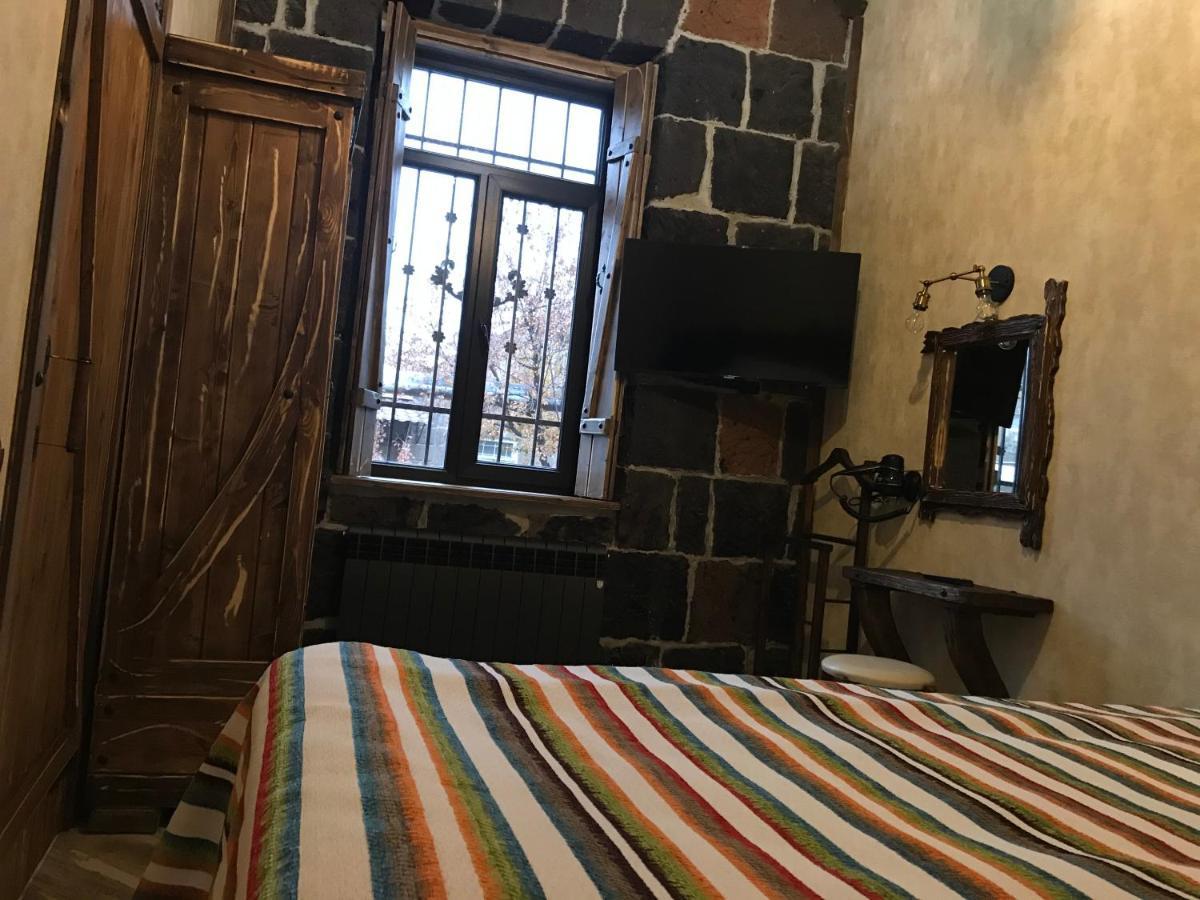 Old Gyumri Guest House / Հին Գյումրի Հյուրատուն エクステリア 写真